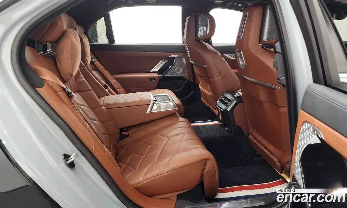 BMW i7 2023 0.3 АКПП, фото 17