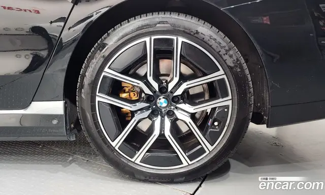 BMW i7 2023 0.3 АКПП, миниатюра 7