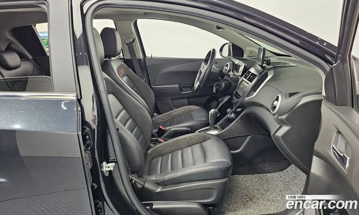 Chevrolet Aveo 2014 1.4 АКПП, фото 17