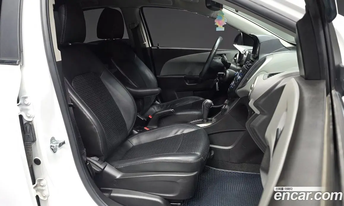 Chevrolet Aveo 2015 1.4 АКПП, фото 17