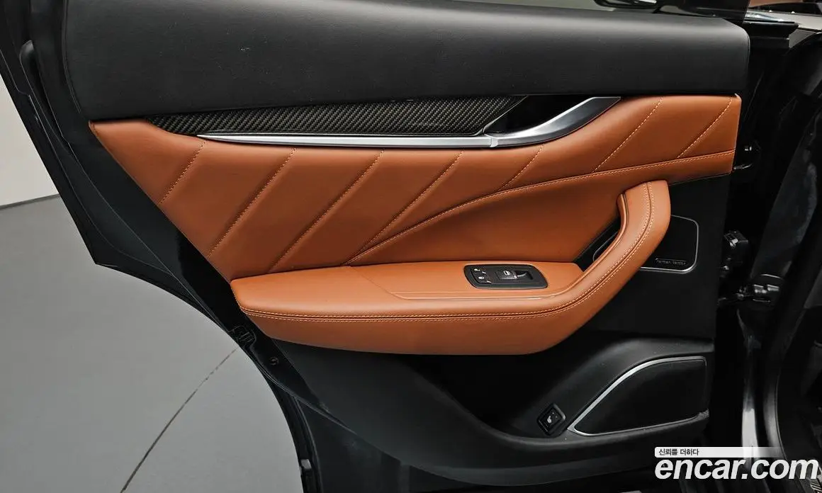 Maserati Levante 2019 3.0 АКПП, фото 14 Maserati Levante 2019 3.0 АКПП, фото 14