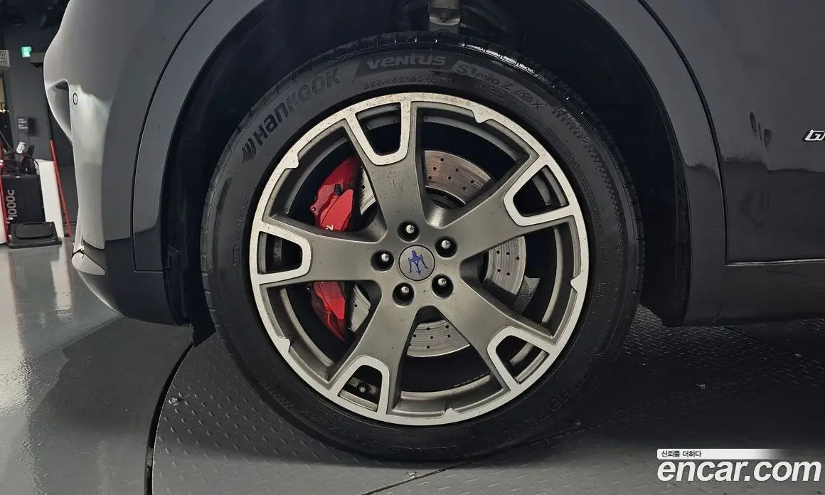 Maserati Levante 2019 3.0 АКПП, фото 4 Maserati Levante 2019 3.0 АКПП, фото 4