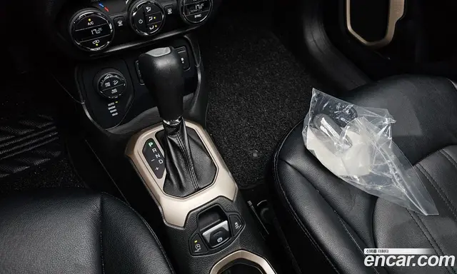 Jeep Renegade 2016 2.0 АКПП, миниатюра 9