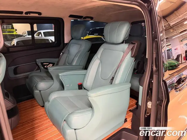 Mercedes-Benz V-Class 2022 1.9 АКПП, миниатюра 11