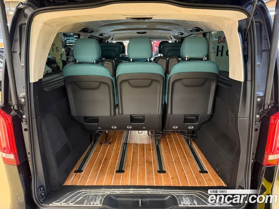 Mercedes-Benz V-Class 2022 1.9 АКПП, фото 17