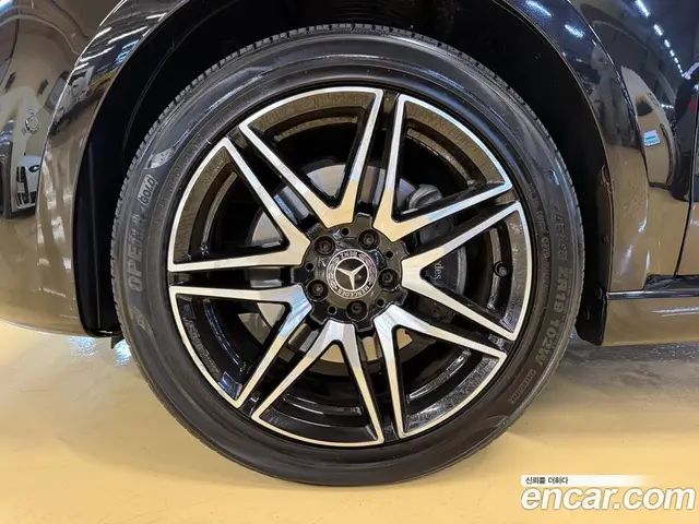 Mercedes-Benz V-Class 2022 1.9 АКПП, миниатюра 5