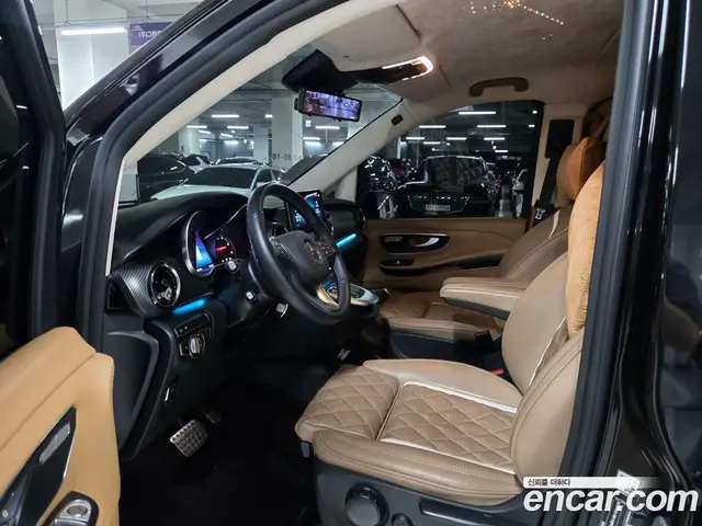 Mercedes-Benz V-Class 2023 2.2 АКПП, миниатюра 5