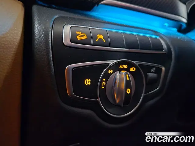 Mercedes-Benz V-Class 2023 2.2 АКПП, миниатюра 8