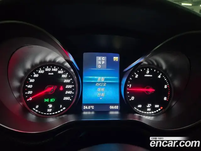 Mercedes-Benz V-Class 2023 2.2 АКПП, миниатюра 9