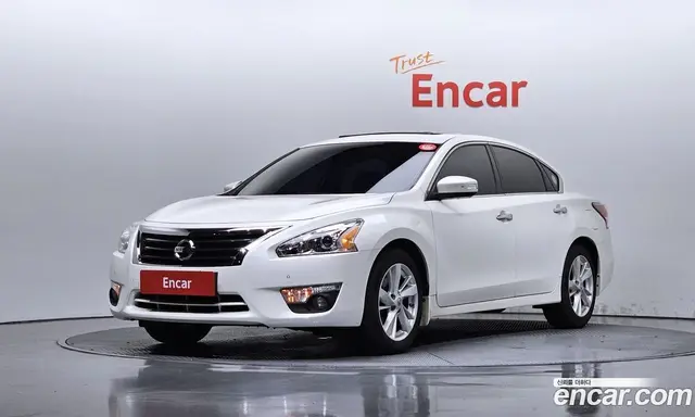 Nissan Altima, 2015, 167 793 км