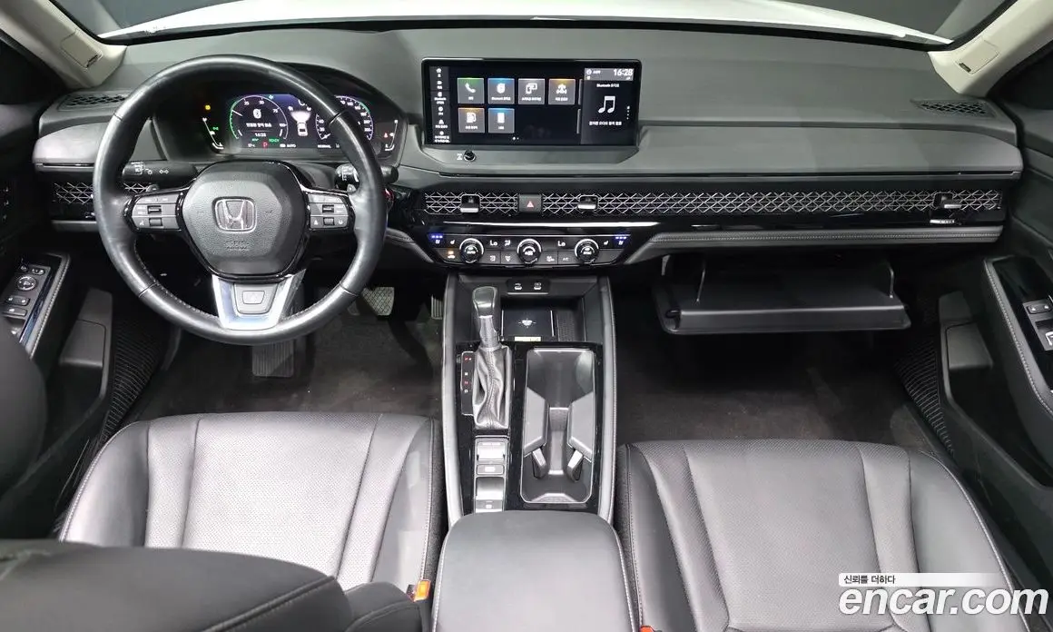Honda Accord 2024 2.0 АКПП, фото 10