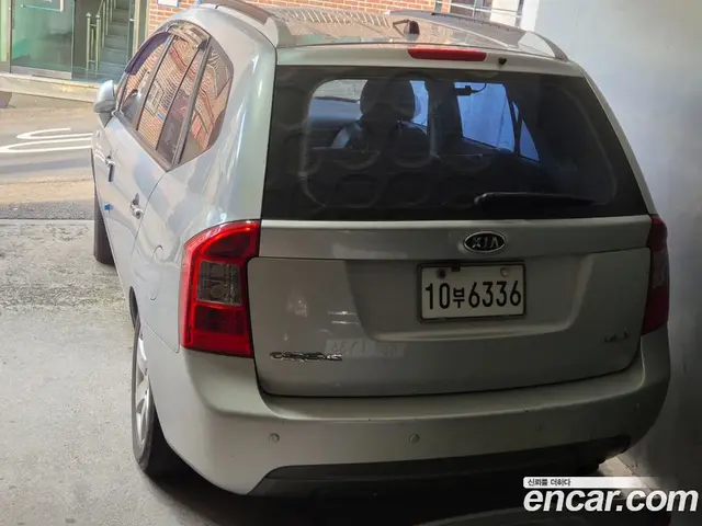 Kia Carens 2006 2.0 АКПП, миниатюра 3