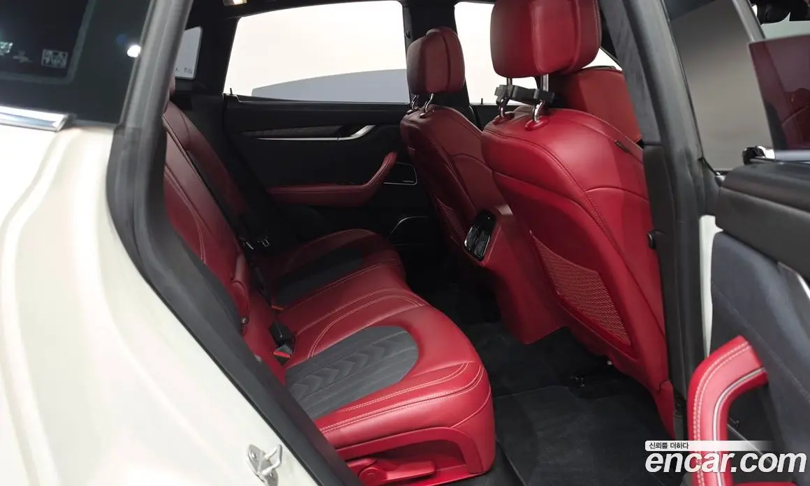 Maserati Levante 2017 3.0 АКПП, фото 12