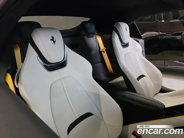 Ferrari Roma 2025 3.9 АКПП, миниатюра 11 Ferrari Roma 2025 3.9 АКПП, миниатюра 11