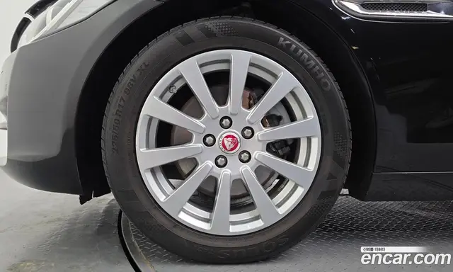 Jaguar XE 2017 2.0 АКПП, миниатюра 5