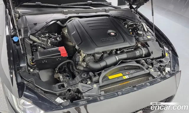 Jaguar XE 2017 2.0 АКПП, миниатюра 6