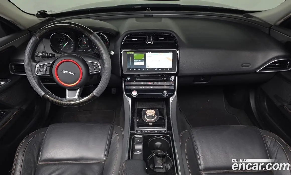 Jaguar XE 2017 2.0 АКПП, фото 7