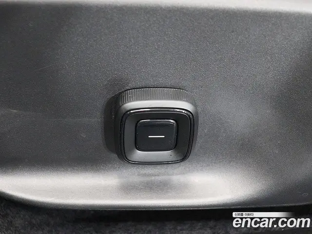 Volvo EX30 2025 АКПП, миниатюра 12