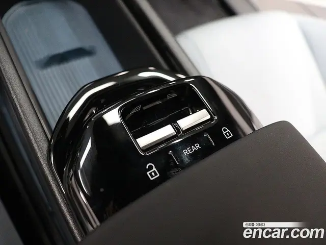 Volvo EX30 2025 АКПП, миниатюра 10