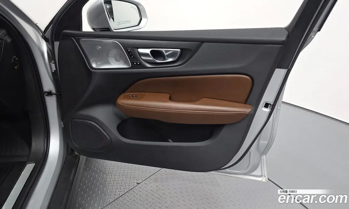 Volvo V60 2021 2.0 АКПП, фото 13