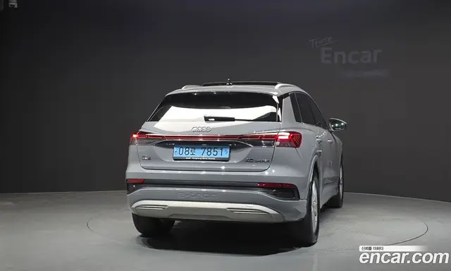 Audi Q4 e-tron 2023 0.2 АКПП, миниатюра 4