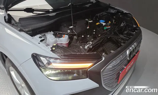 Audi Q4 e-tron 2023 0.2 АКПП, миниатюра 6