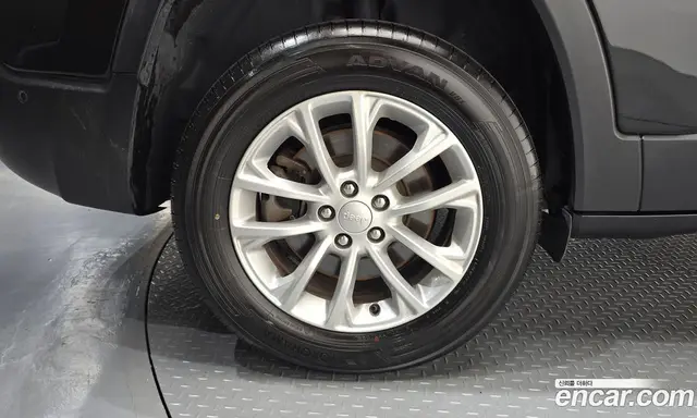 Jeep Cherokee 2019 2.4 АКПП, миниатюра 5 Jeep Cherokee 2019 2.4 АКПП, миниатюра 5