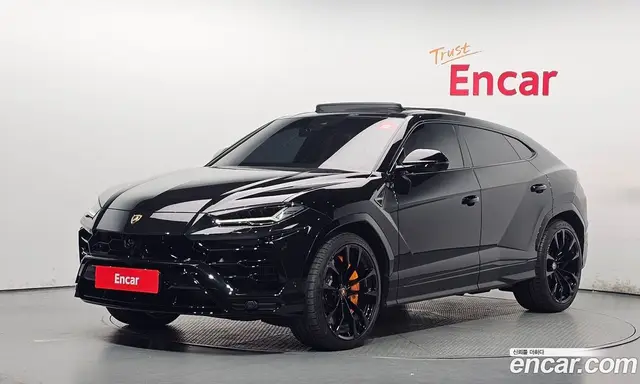 Lamborghini Urus, 2021, 10 545 км