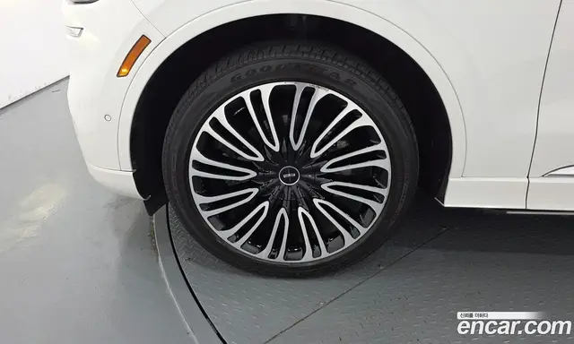 Lincoln Aviator 2022 3.0 АКПП, миниатюра 5 Lincoln Aviator 2022 3.0 АКПП, миниатюра 5