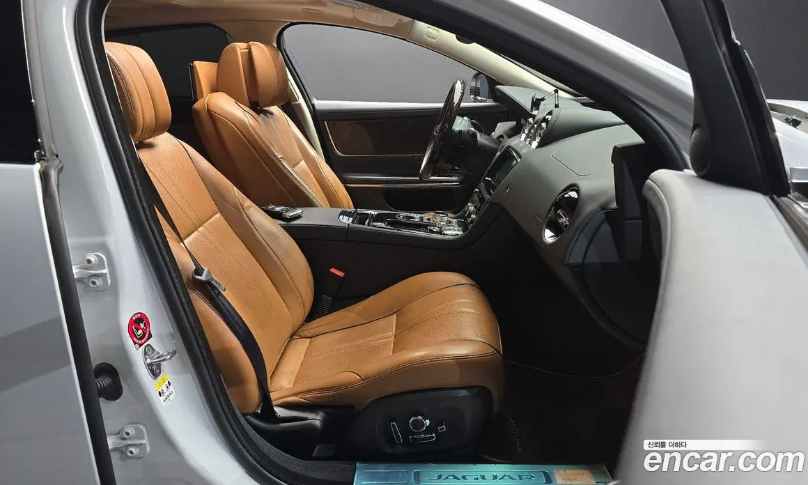 Jaguar XJ 2018 3.0 АКПП, фото 16