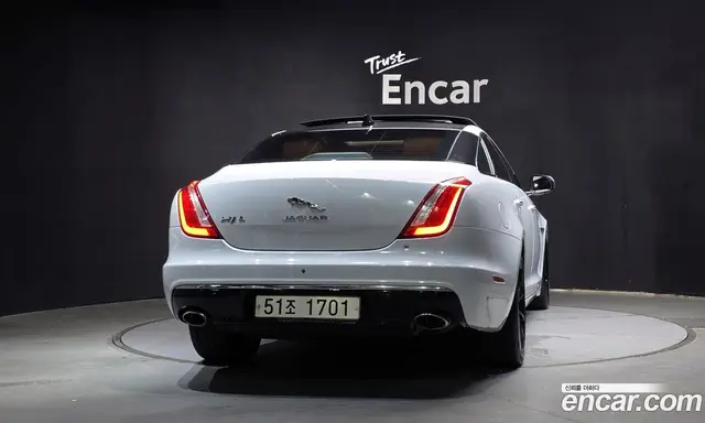 Jaguar XJ 2018 3.0 АКПП, миниатюра 4