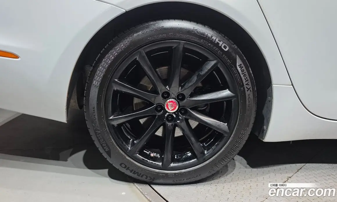 Jaguar XJ 2018 3.0 АКПП, фото 5