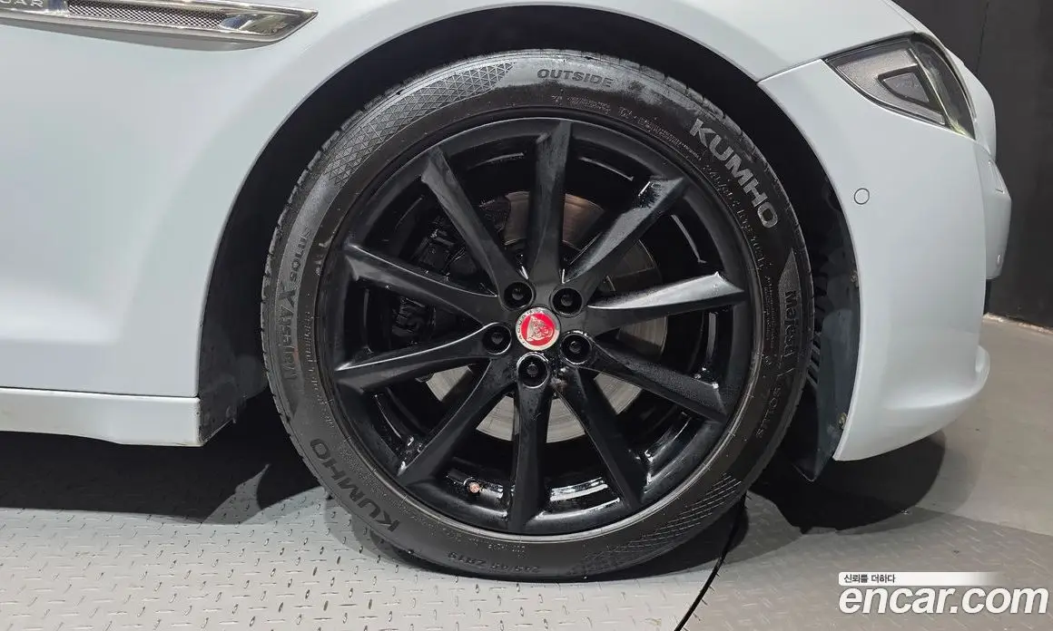 Jaguar XJ 2018 3.0 АКПП, фото 7