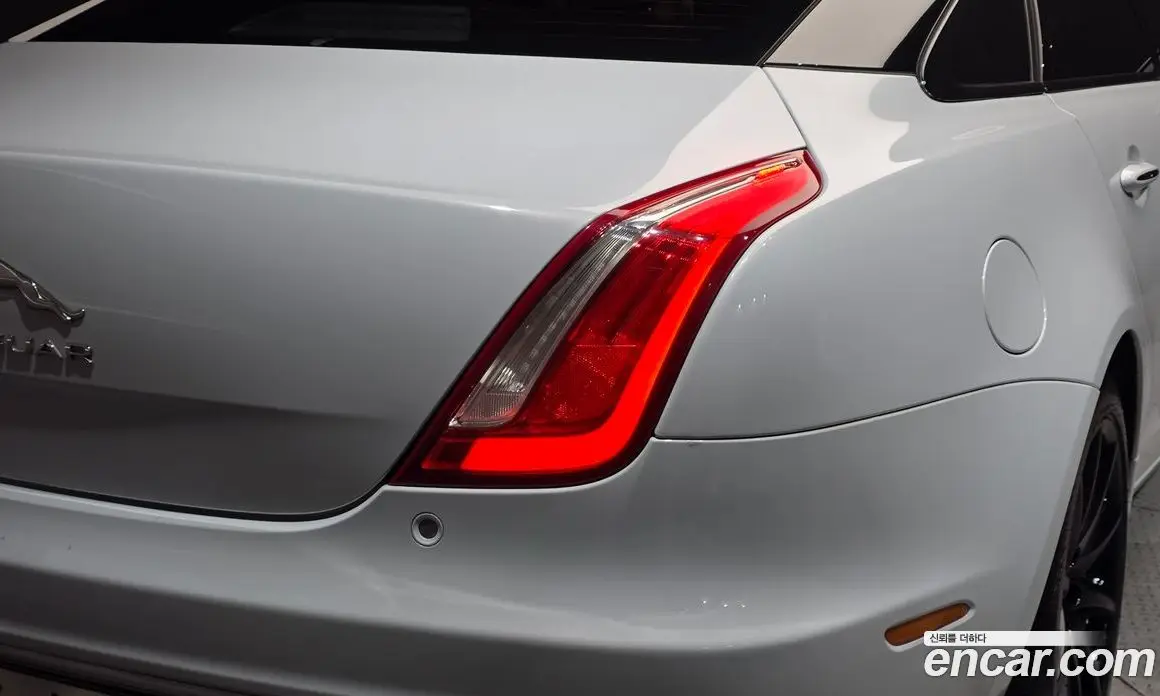 Jaguar XJ 2018 3.0 АКПП, фото 9