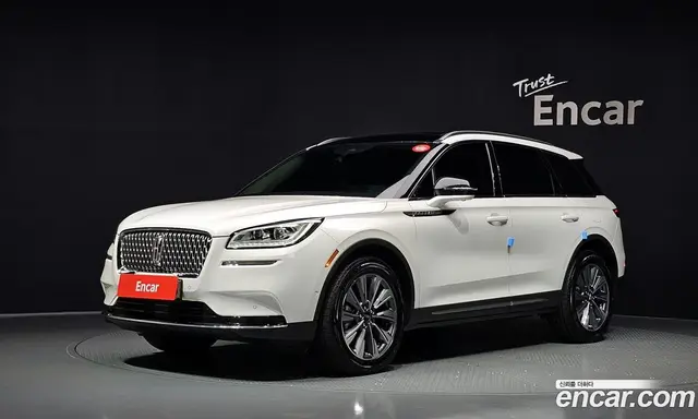 Lincoln Corsair, 2021, 64 925 км
