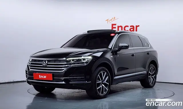 Volkswagen Touareg, 2023, 32 254 км