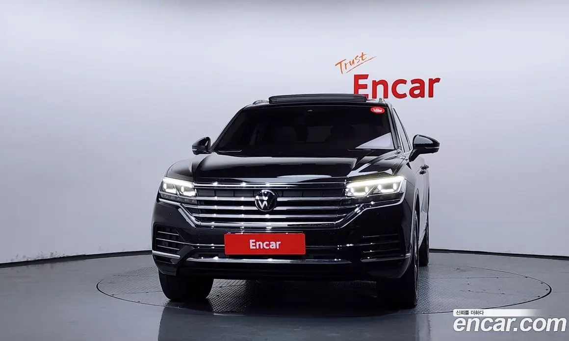 Volkswagen Touareg 2023 3.0 АКПП, фото 3