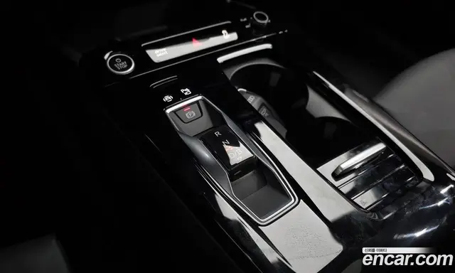 Audi A6 e-tron 2025 0.2 АКПП, миниатюра 9 Audi A6 e-tron 2025 0.2 АКПП, миниатюра 9