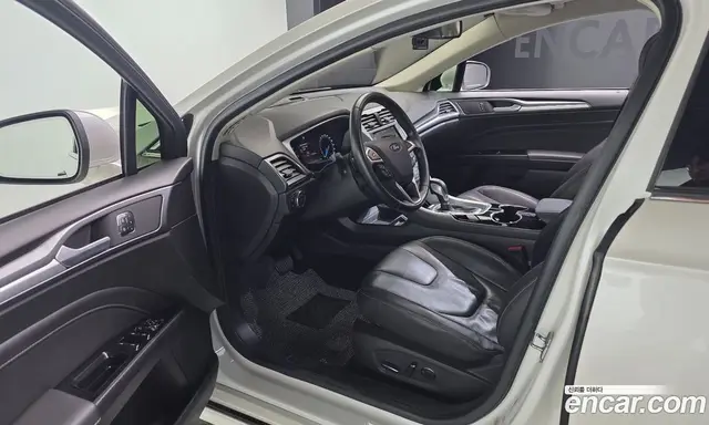 Ford Mondeo 2016 2.0 АКПП, миниатюра 10