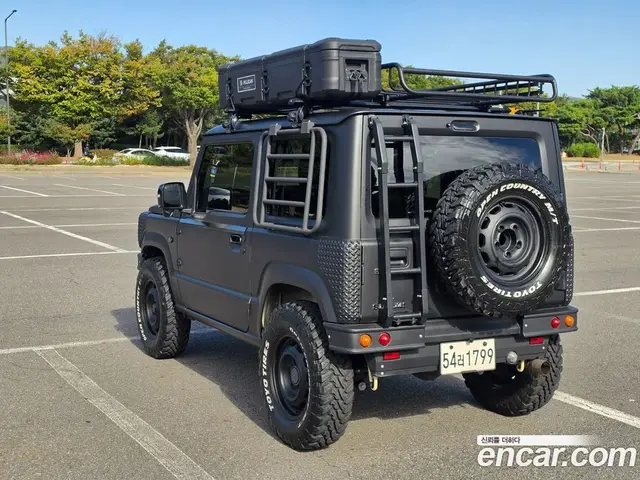 Suzuki Jimny 2021 0.7 АКПП, миниатюра 2