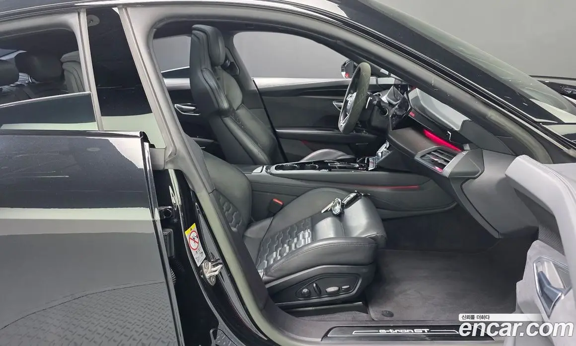 Audi e-tron GT 2022 0.1 АКПП, фото 15 Audi e-tron GT 2022 0.1 АКПП, фото 15