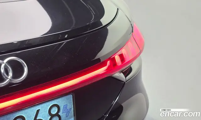 Audi e-tron GT 2022 0.1 АКПП, миниатюра 8 Audi e-tron GT 2022 0.1 АКПП, миниатюра 8