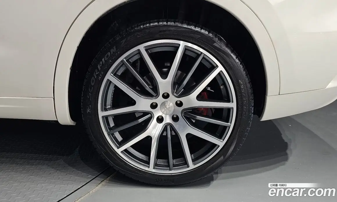 Maserati Levante 2017 3.0 АКПП, фото 6