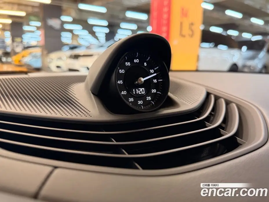 Porsche Taycan 2021 0.3 АКПП, фото 13