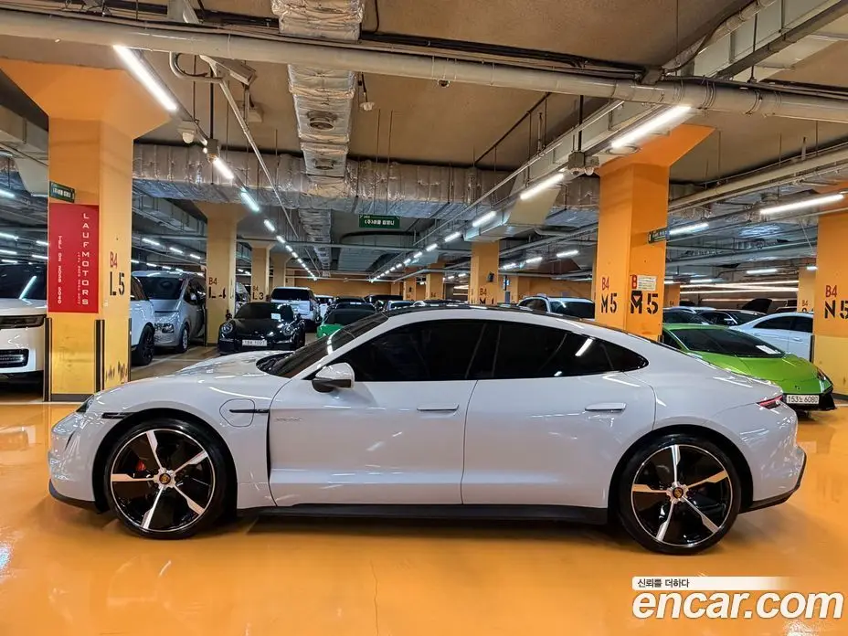 Porsche Taycan 2021 0.3 АКПП, фото 3