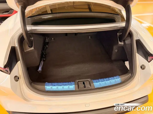 Porsche Taycan 2021 0.3 АКПП, миниатюра 6