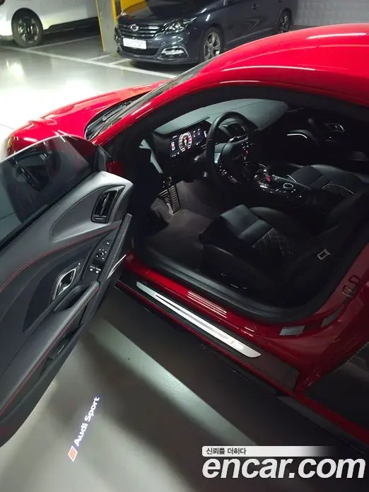Audi R8 2021 5.2 АКПП, миниатюра 6