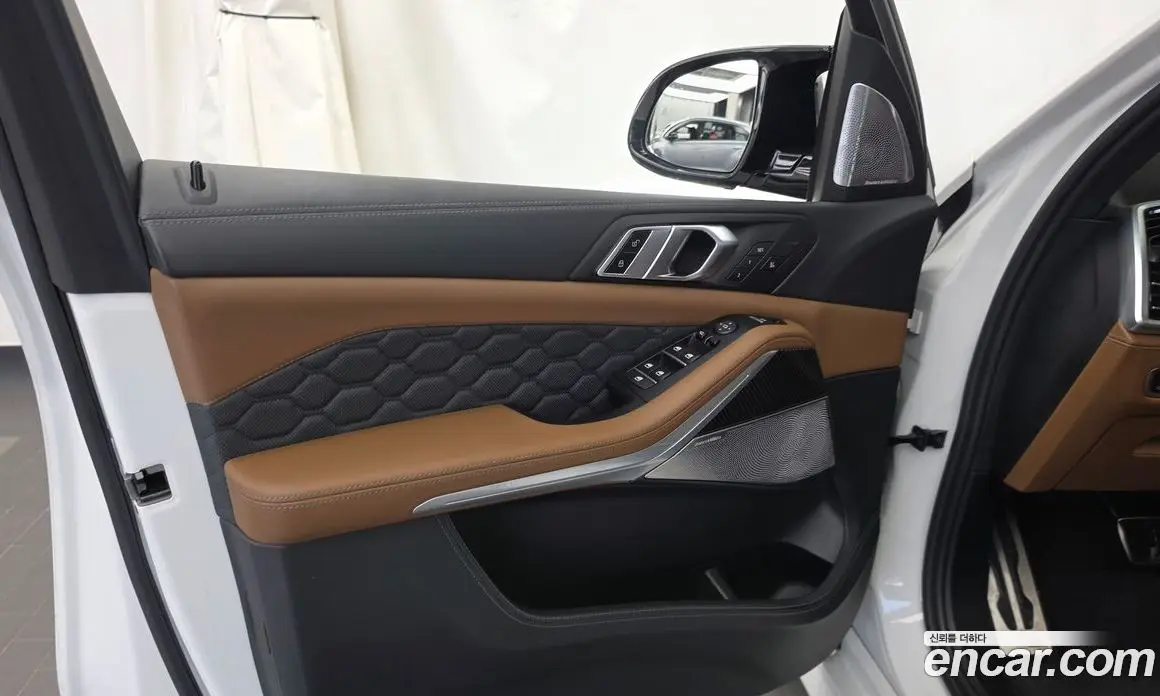 BMW X5M 2023 4.4 АКПП, фото 14