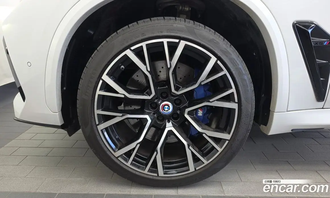 BMW X5M 2023 4.4 АКПП, фото 5