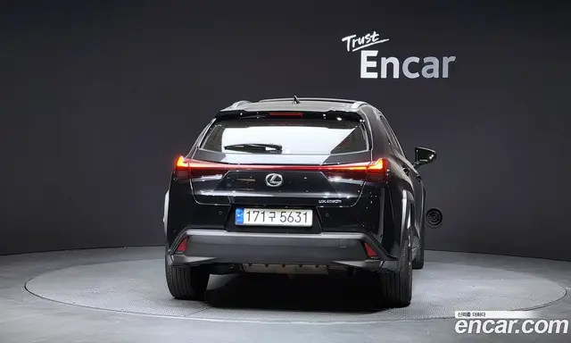 Lexus UX 2023 2.0 АКПП, миниатюра 4